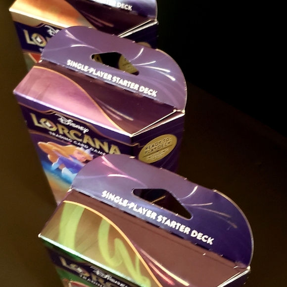 Disney Lorcana Starter Bundle Evil Queen The First Chapter -NEW - Picture 9 of 10